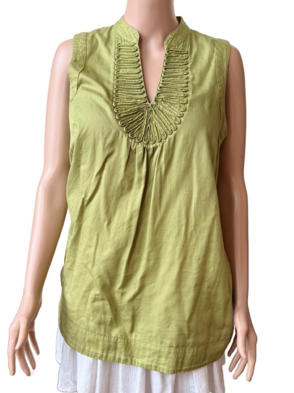 Apt. 9 Sleeveless Embroidered V-Neck Camisole in Lime